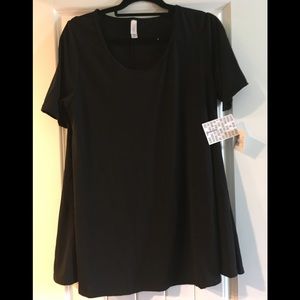 Lularoe Perfect Tee Large Black . NWT